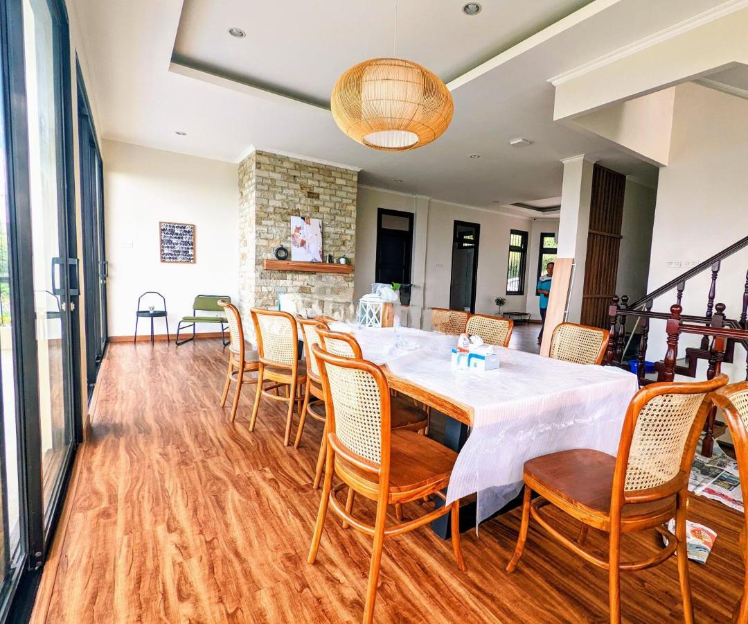 Cottonwood Exclusive Villa @Lembang Asri - Jacuzzi Playground Netflix Billyard ภายนอก รูปภาพ